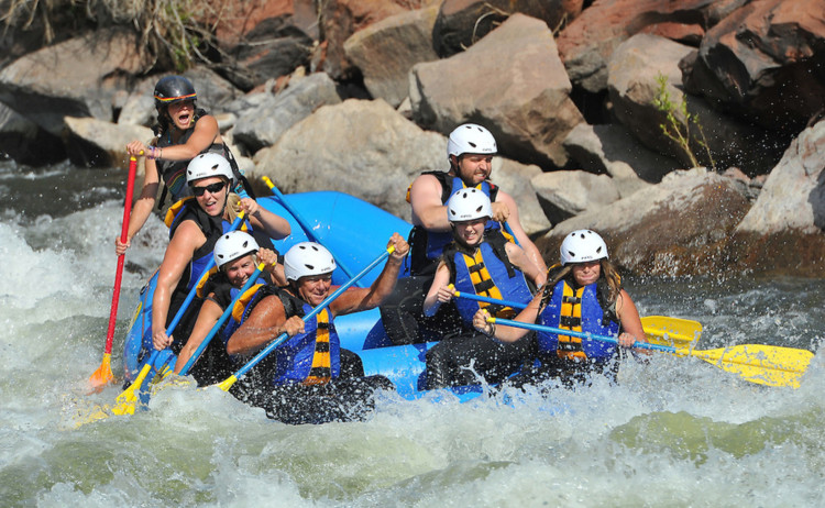 rafting_in_eagle